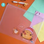 پوشه مدل زیپ دار طرح فانتزی کارتنی - تصویر 2
