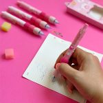 خودکار گریپ دار 0.5 میلی متری مدل خرس صورتی به همراه پاک کن - تصویر 7