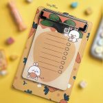 تخته شاسی پاییزان طرح خرگوش سایز A6 به همراه کاغذ یاداشت